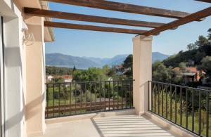 thumb_3309993_10---new-villa-near-the-sea--lustica--bjelila.jpg