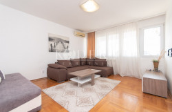 /c_images/thumb_3416401_1_-montenegro-podgorica-three-bedroom-apartment-for-sale-1.jpg