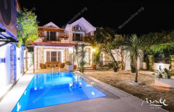 /c_images/thumb_3435904_1_-site-8-agency-monteonline-img-fahe3tncsh-villa-tivat-49.jpg