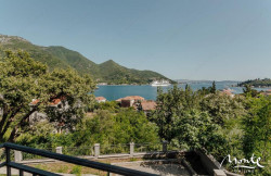 /c_images/thumb_3521179_1_alnaya-kvartira-s-panoramnym-vidom-na-more-v-kamenari-08.jpg