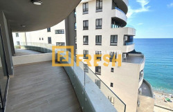 /c_images/thumb_3545265_1_-bedroom-apartment-on-the-1st-line-from-the-sea-768x1024.jpg