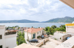 /c_images/thumb_3546676_1_rtira-s-1-spalnej-i-panoramnym-vidom-na-more-v-tivate-01.jpg