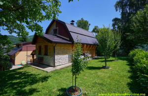 thumb_3547606_prodajem-kucu-kolasin-1.jpg